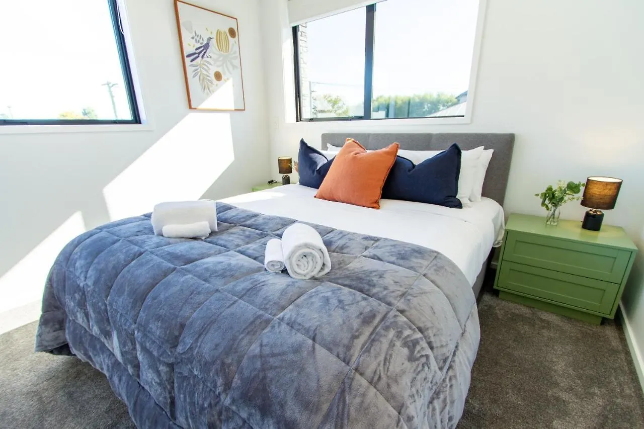 Gateway To Hagley Park - 2 Bed W/Carpark Apartment Christchurch